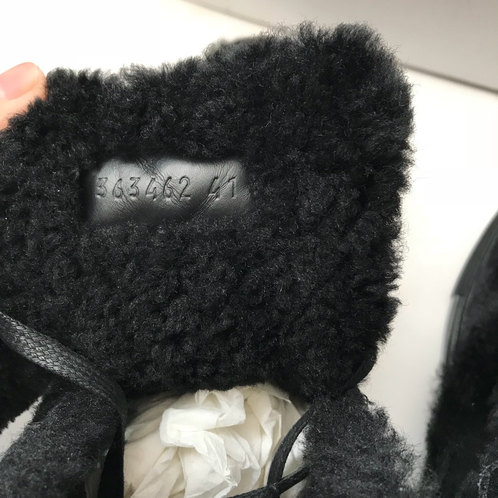 BALENCIAGA shearling and calf hair trainers (41) - Picture 5 of 12